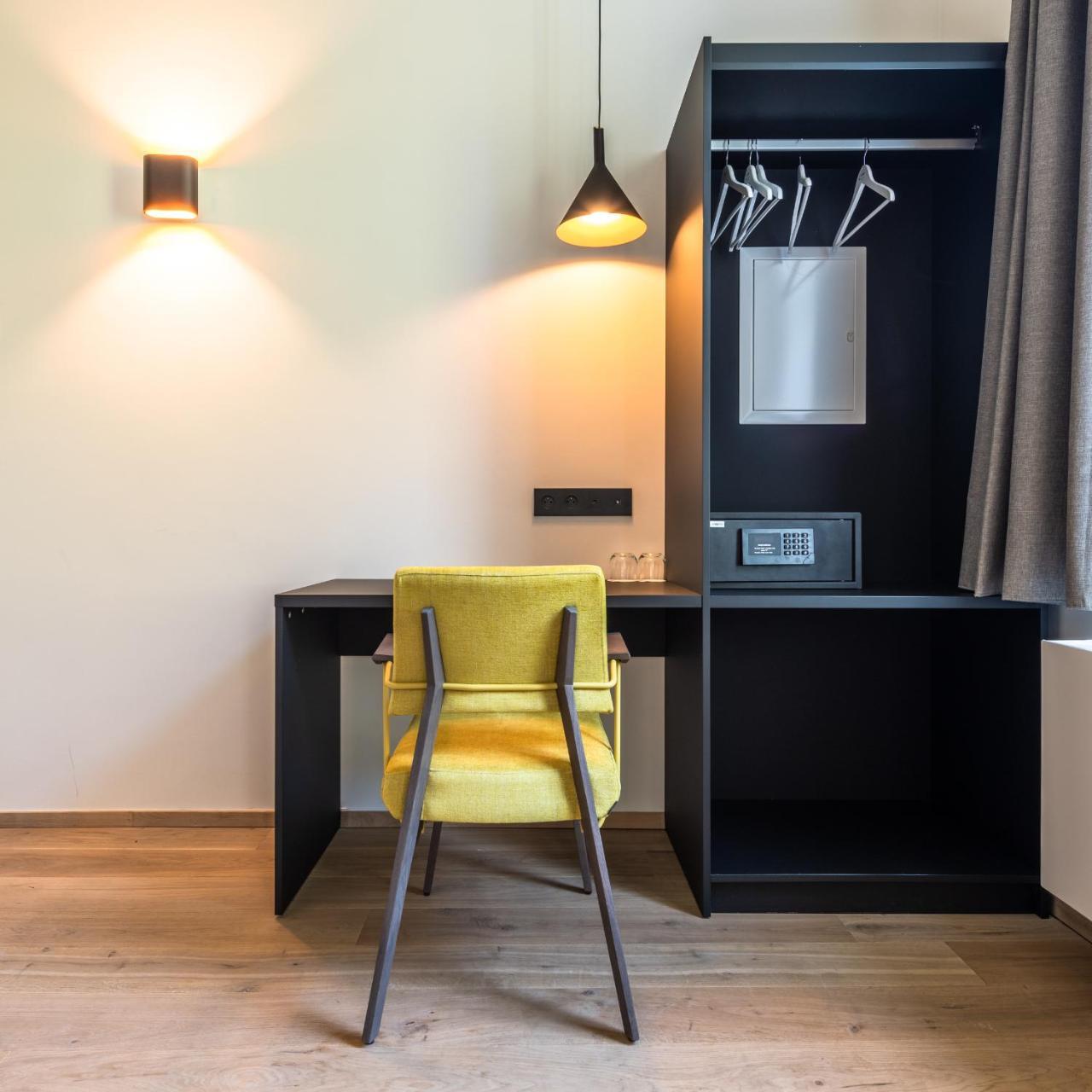 Hotel Kronacker ティーネン エクステリア 写真