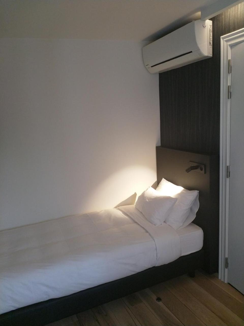 Hotel Kronacker ティーネン エクステリア 写真